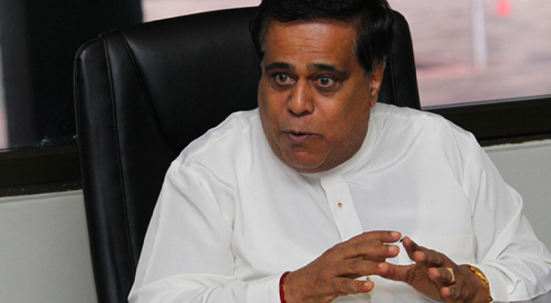 නිමල් සිරිපාල උද්ඝෝෂකයින් අතරට ගිය ගමන පෙරනිමිත්තක්ද?