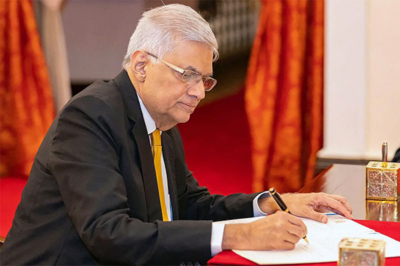 ජනාධිපති ඡන්ද විමසීමට බලපෑම් – රනිල්….