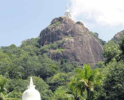 Dimbulagala Raja Maha Vihara