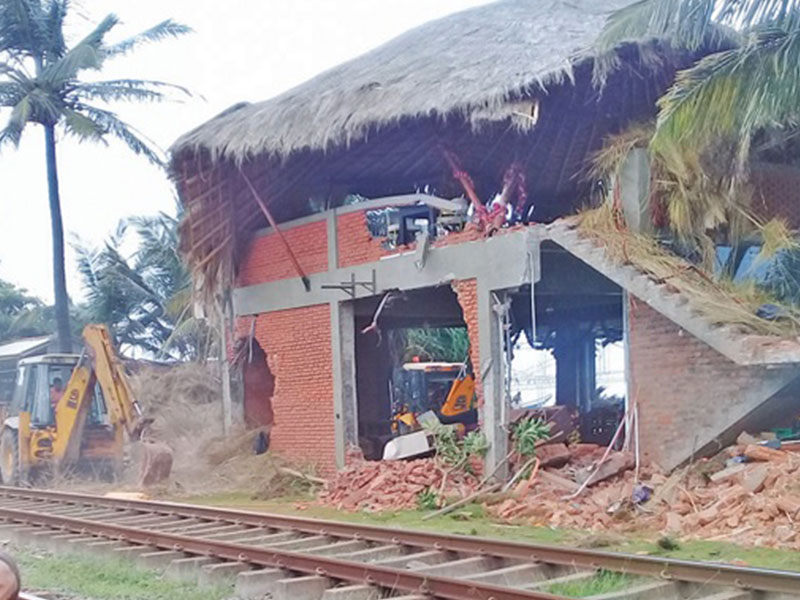 Demolition of “Soul Beach” Hotel – Political Influence